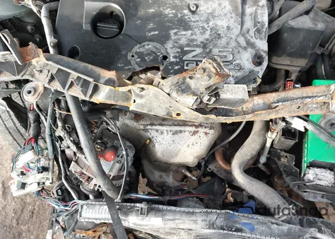 2005 Nissan Altima 2.5 S z USA, uszkodzony, nr VIN 1N4AL11D75N488673